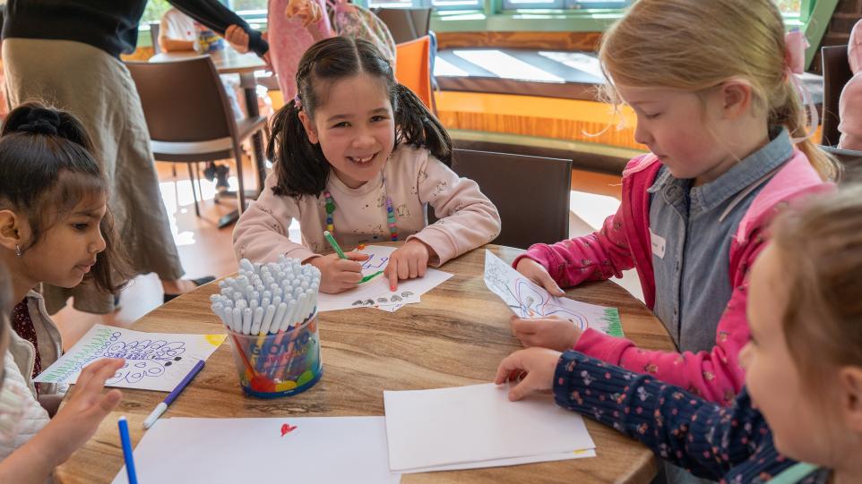 group of children drawing 