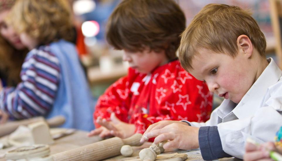 preschhol children in BHCAC clay studios 