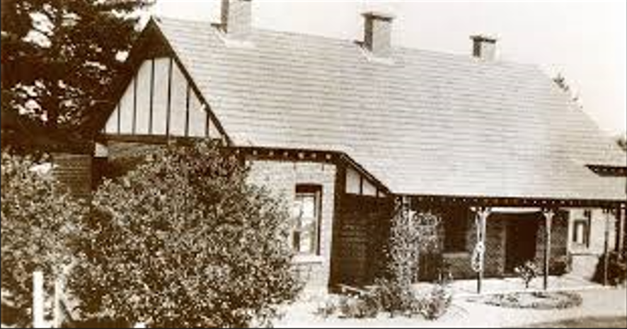 black and white photo of Strathdon house