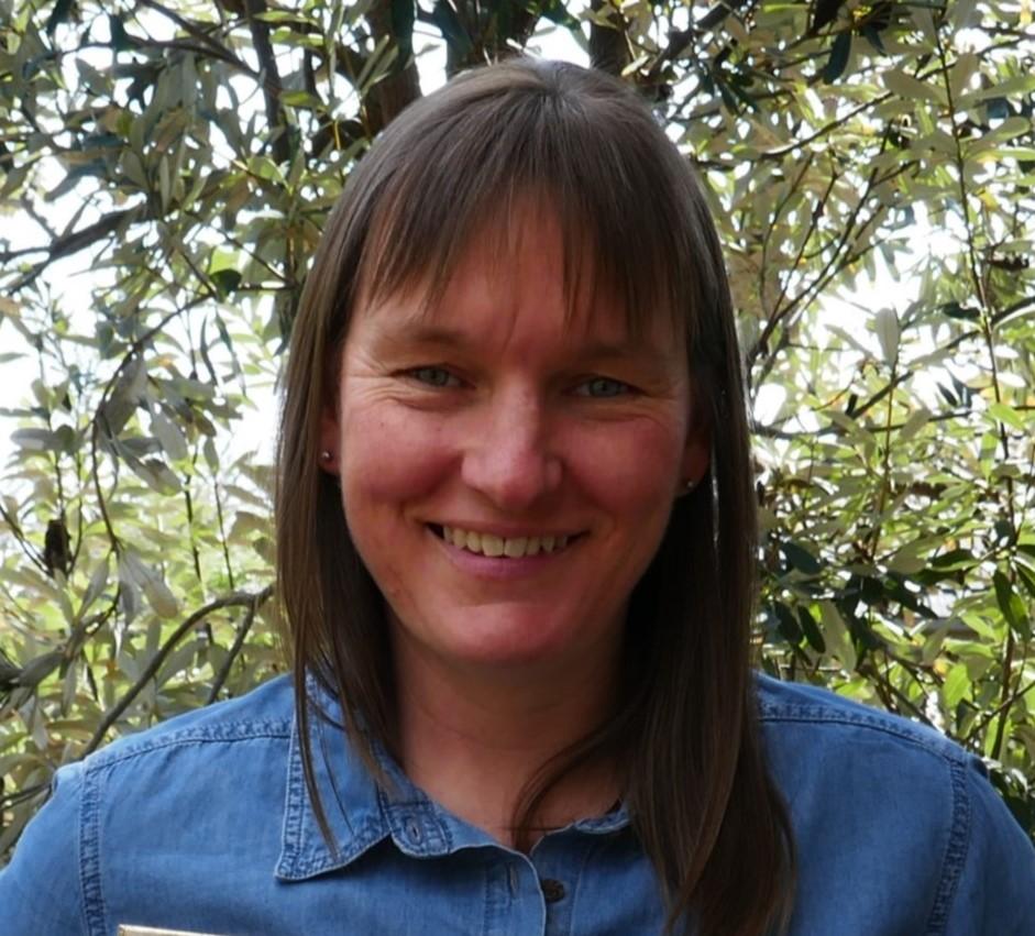 Peta McDonald portrait