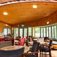 inside box hill community arts centre